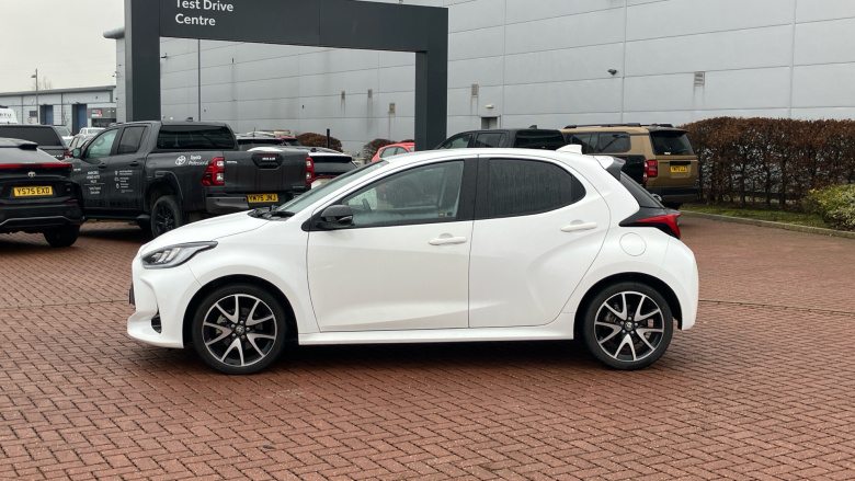 Toyota Yaris 1.5 Hybrid Dynamic 5dr CVT Hybrid Hatchback